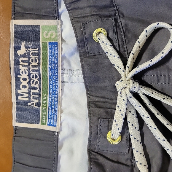 Modern Amusement Board Shorts - Picture 5 of 9